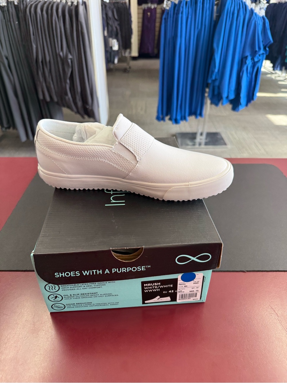 Men's nursing shoes